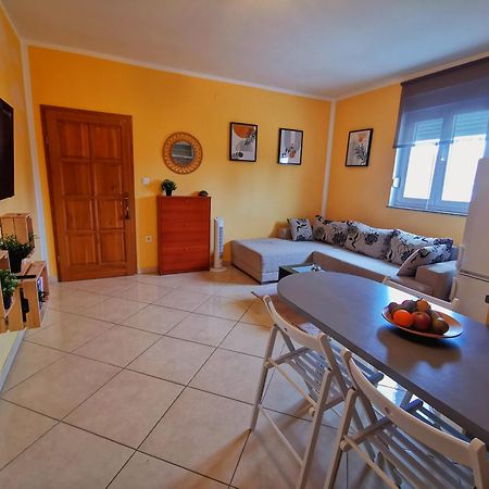 Beach Apartment Roza Biograd Oneroom - Premium Location Biograd Na Moru Esterno foto