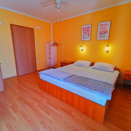 Beach Apartment Roza Biograd Oneroom - Premium Location Biograd Na Moru Esterno foto