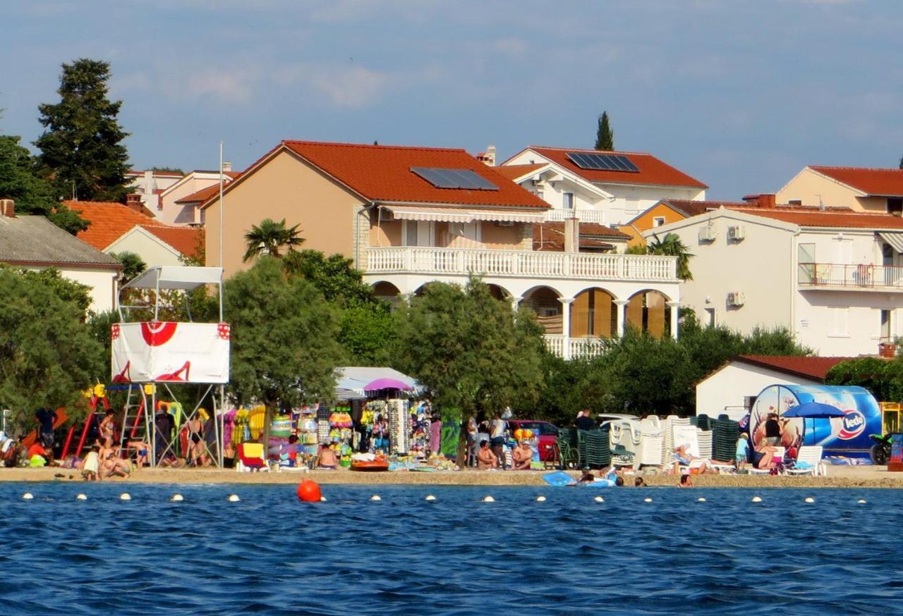 Beach Apartment Roza Biograd Oneroom - Premium Location Biograd Na Moru Esterno foto
